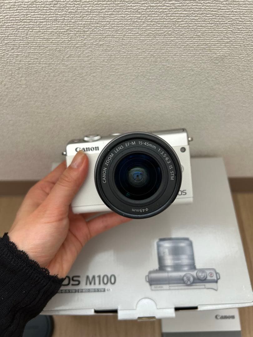 【値下げ不可】Canon EOS M100 ミラーレス一眼カメラ シルバー
