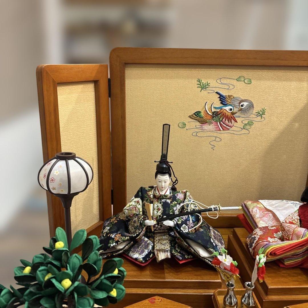 【美品】雛人形 親王飾り ひな祭り 束帯十二単 金屏風・台座セット華芳作　舞雛