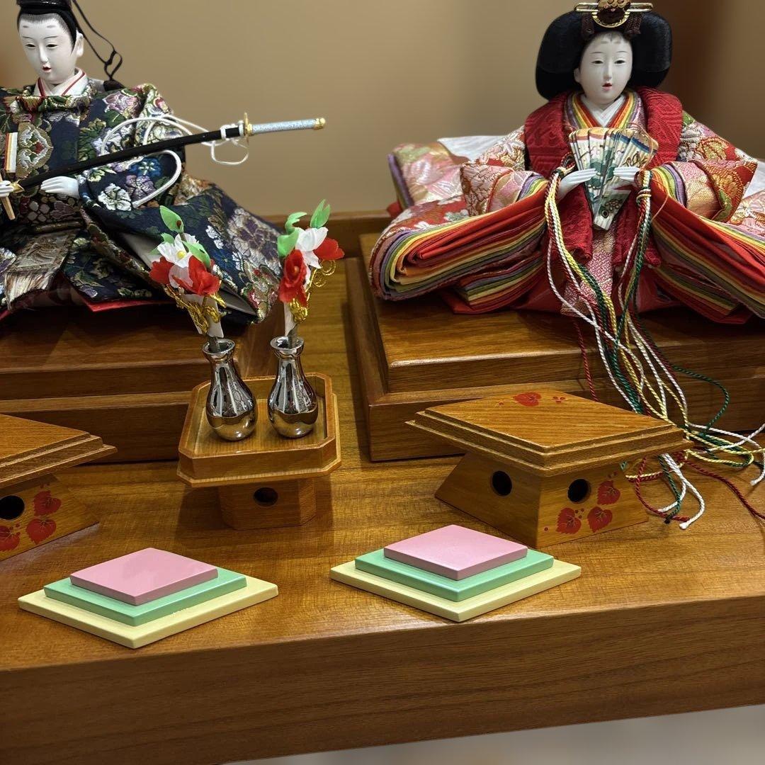 【美品】雛人形 親王飾り ひな祭り 束帯十二単 金屏風・台座セット華芳作　舞雛