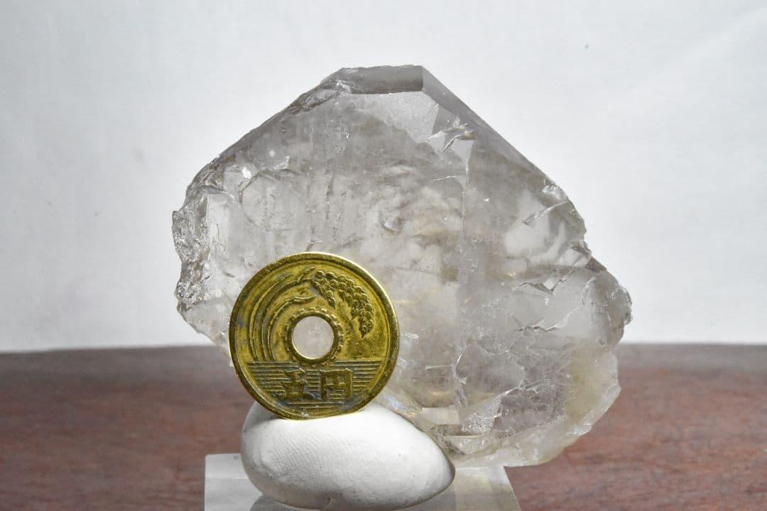 新産出！ スレイマン山脈Shalman産 ライトスモーキーグインデル01