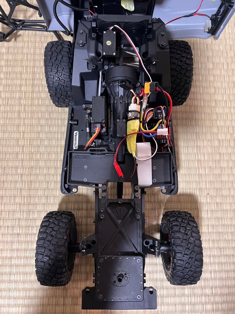 vanquish vs4-10 クローラー　ラジコン