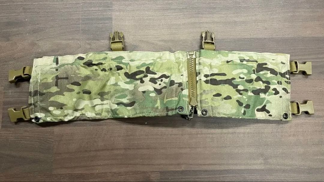 スプリットフロントチェストリグ　マルチカム