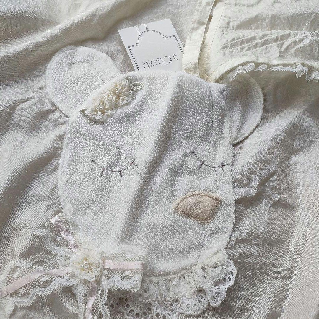 【新品未使用】ヒスクローネ さえら お昼寝中の動物さんポケットのついたエプロン