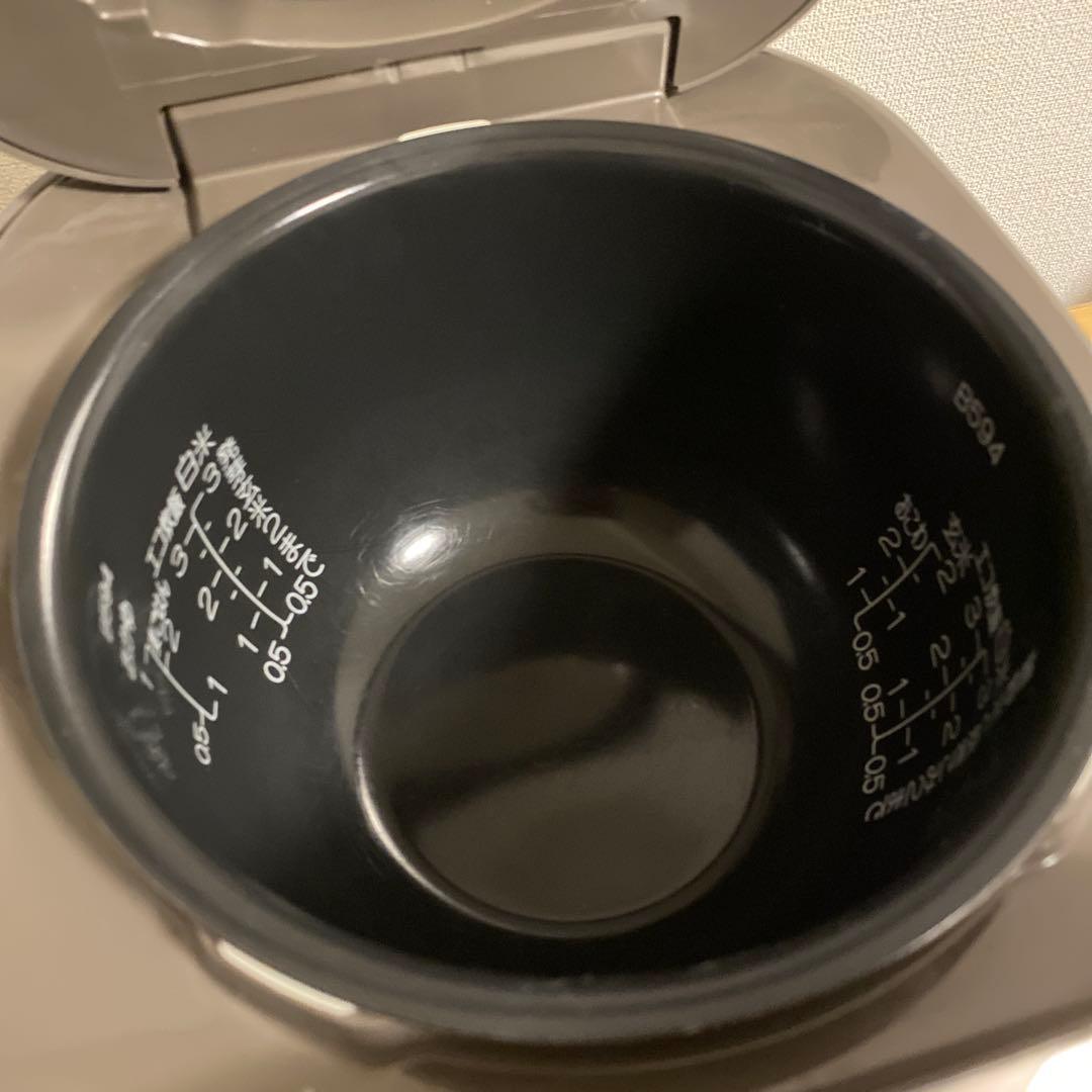 ZOJIRUSHI 象印 炊飯器 極め炊き 3合 NP-GL05 23年製