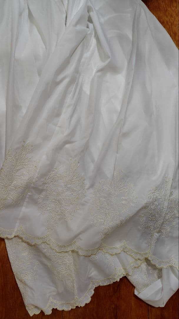 ホワイト 花柄刺繍 レースカーテン