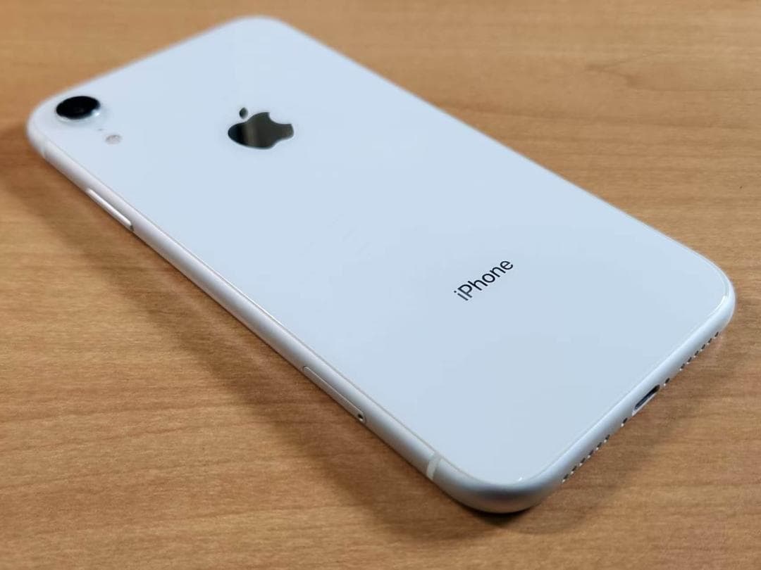 スマートフォン本体 040700E iPhoneXR A2106 64GB