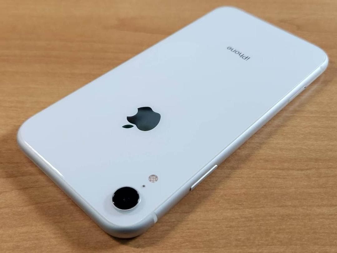 スマートフォン本体 040700E iPhoneXR A2106 64GB