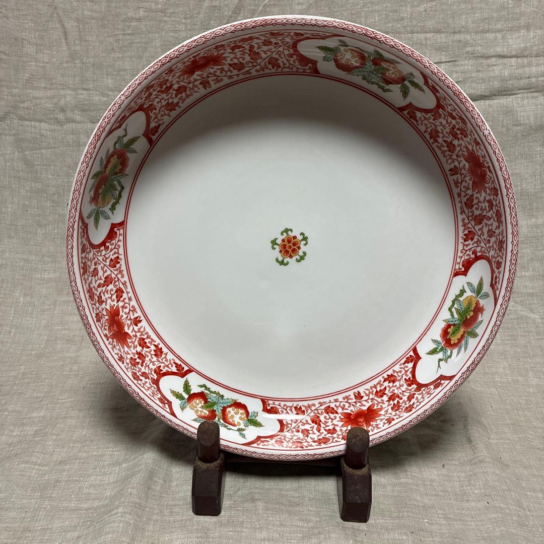 有田焼　赤い花柄の大きめ平鉢　36cm