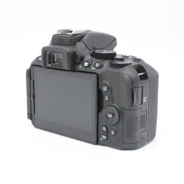 ショット数461！元箱付き！■ほぼ新品■ Nikon D5600
