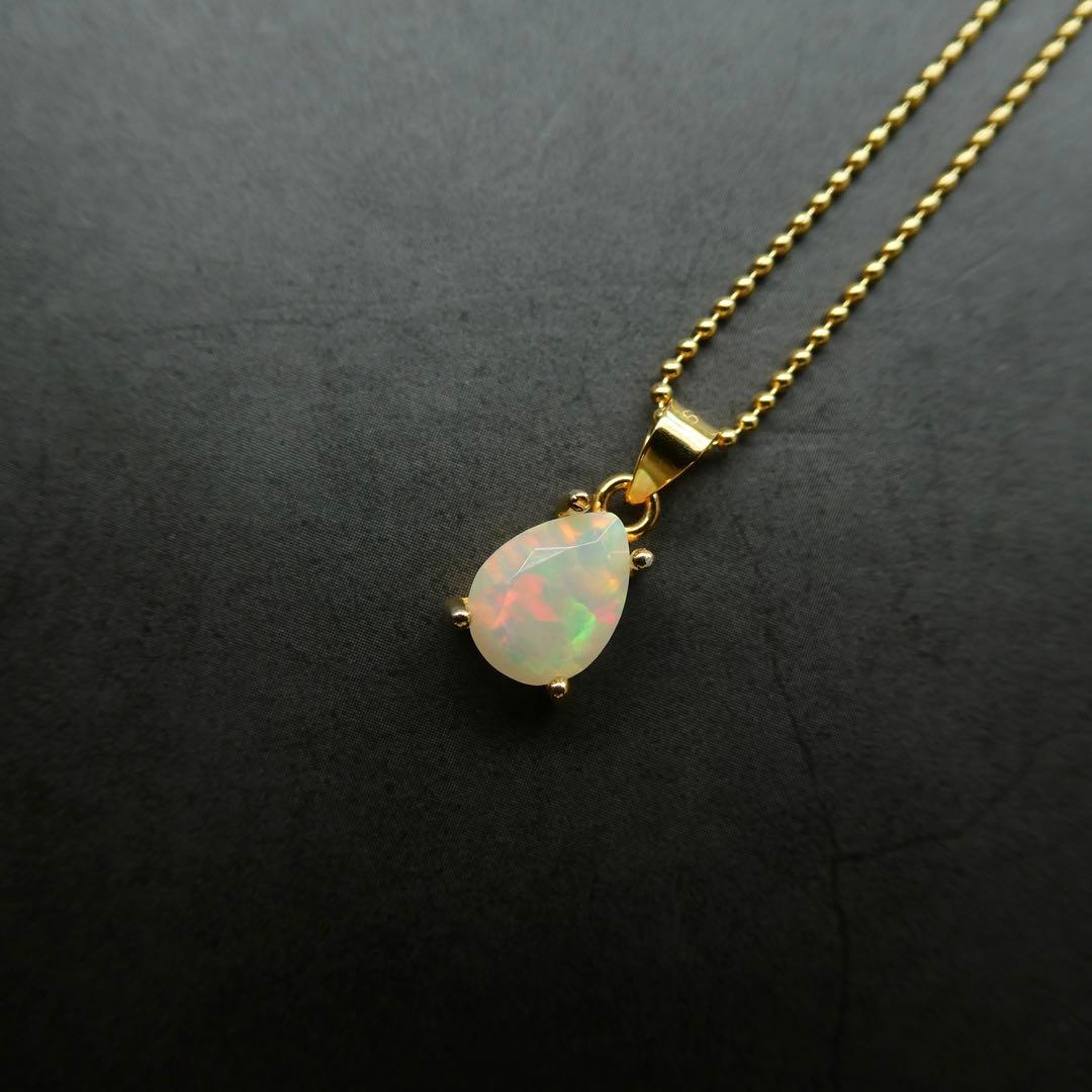 5)宝石質AAAオパールのネックレス