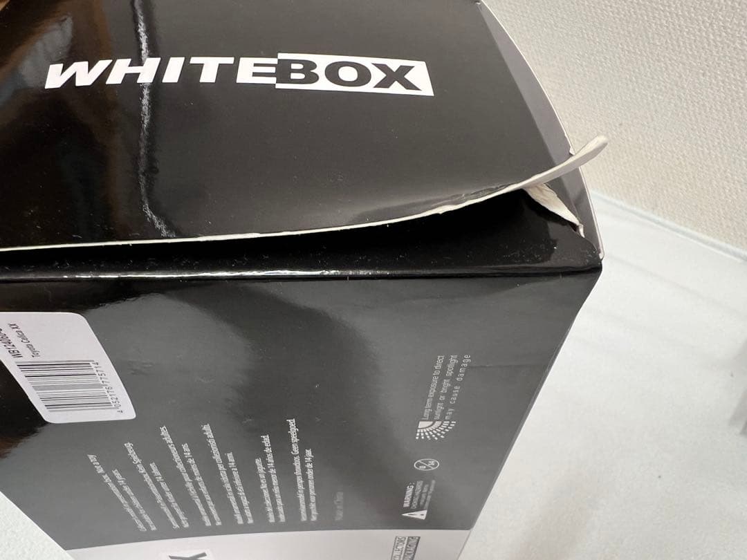 WHITEBOX トヨタセリカXX 1978 マンハッタン 1/24 外箱破損