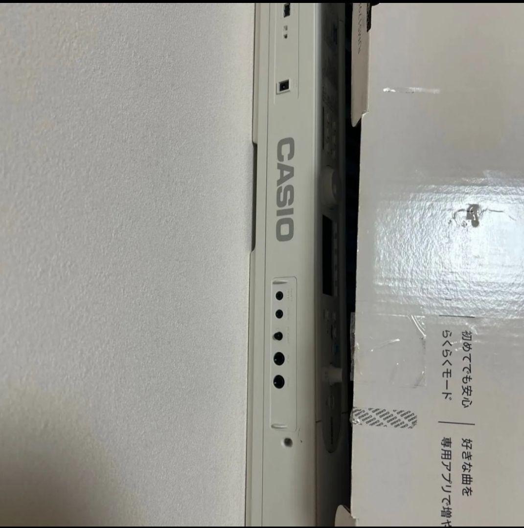 CASIO LK-520 61鍵電子キーボード ホワイト