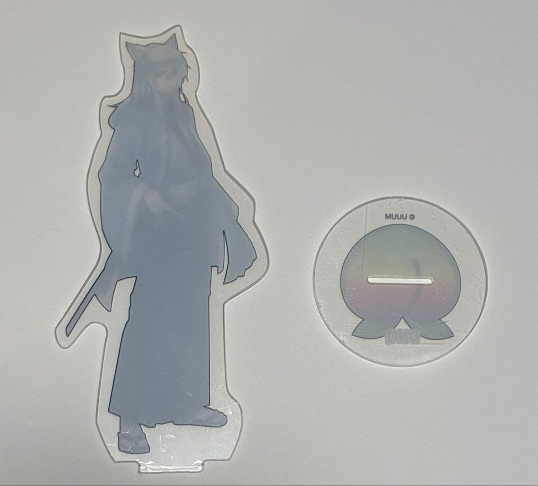 カラフルピーチ　どぬくさんしまむら初期アクスタ