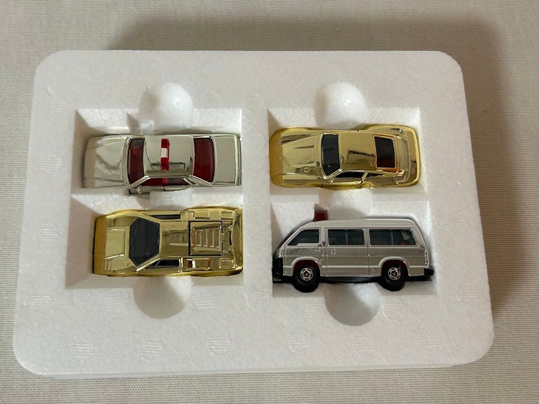 トミカ 日本製 ギフト 未来緊急隊セット