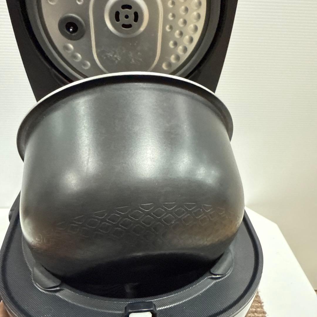 アイリスオーヤマIHジャー炊飯器　RC-IE50-B