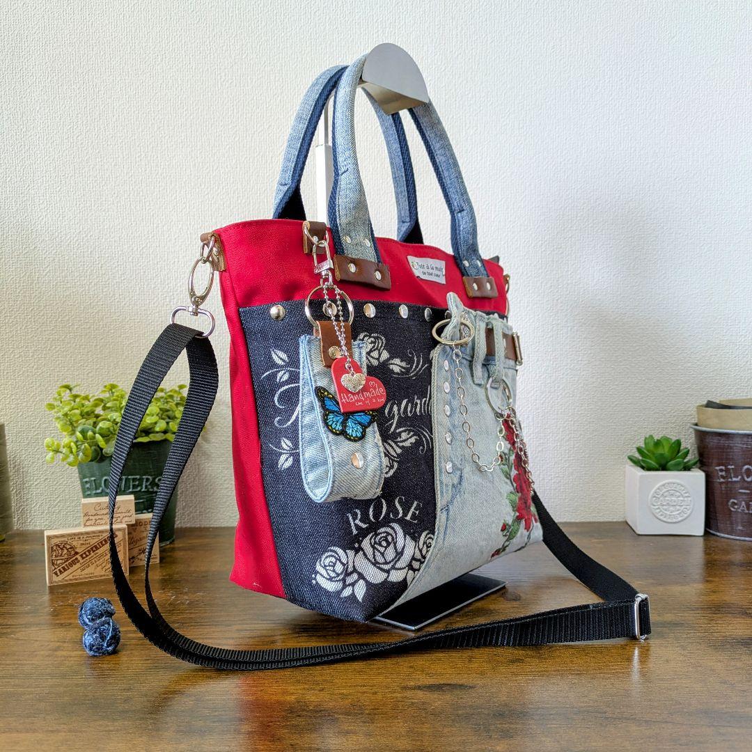 デニムリメイク 2wayトート｜薔薇刺繍×本革・ポケットたくさん・底鋲付き