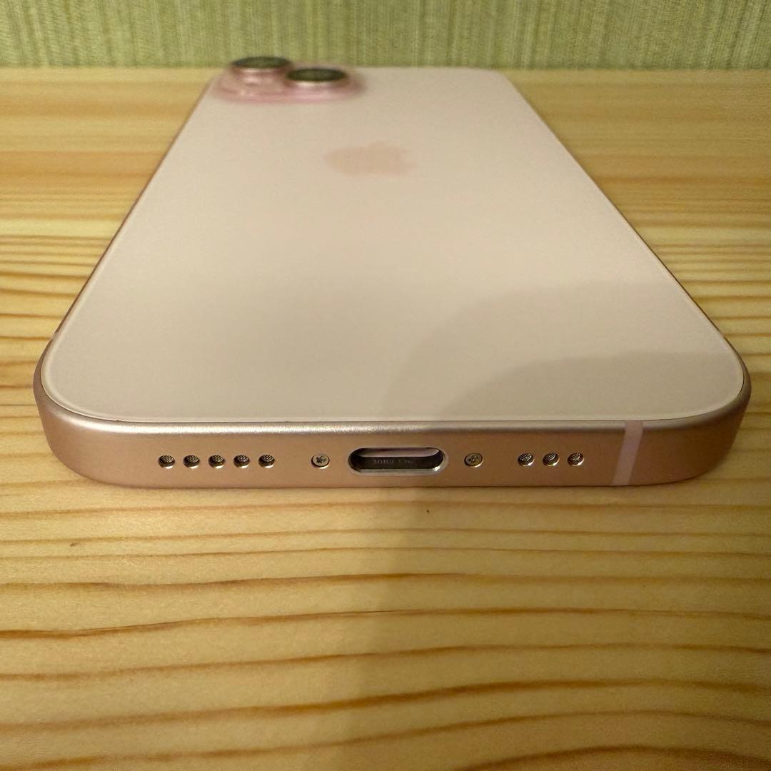 Apple iPhone 15 128GB ピンク 美品　SIMフリー