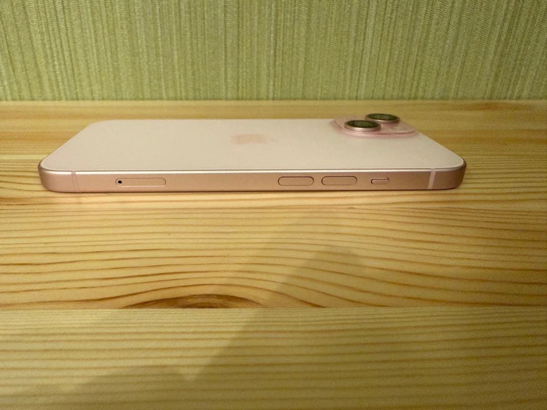 Apple iPhone 15 128GB ピンク 美品　SIMフリー