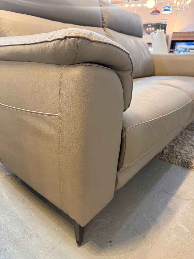 ニトリ　３人掛けソファ　本革（一部合成皮革）