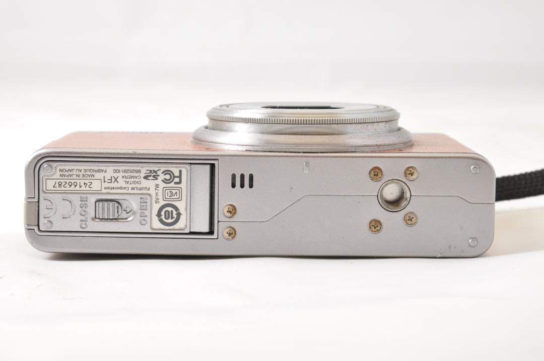■ 美品 ■ フジフィルム　FUJIFILM XF1