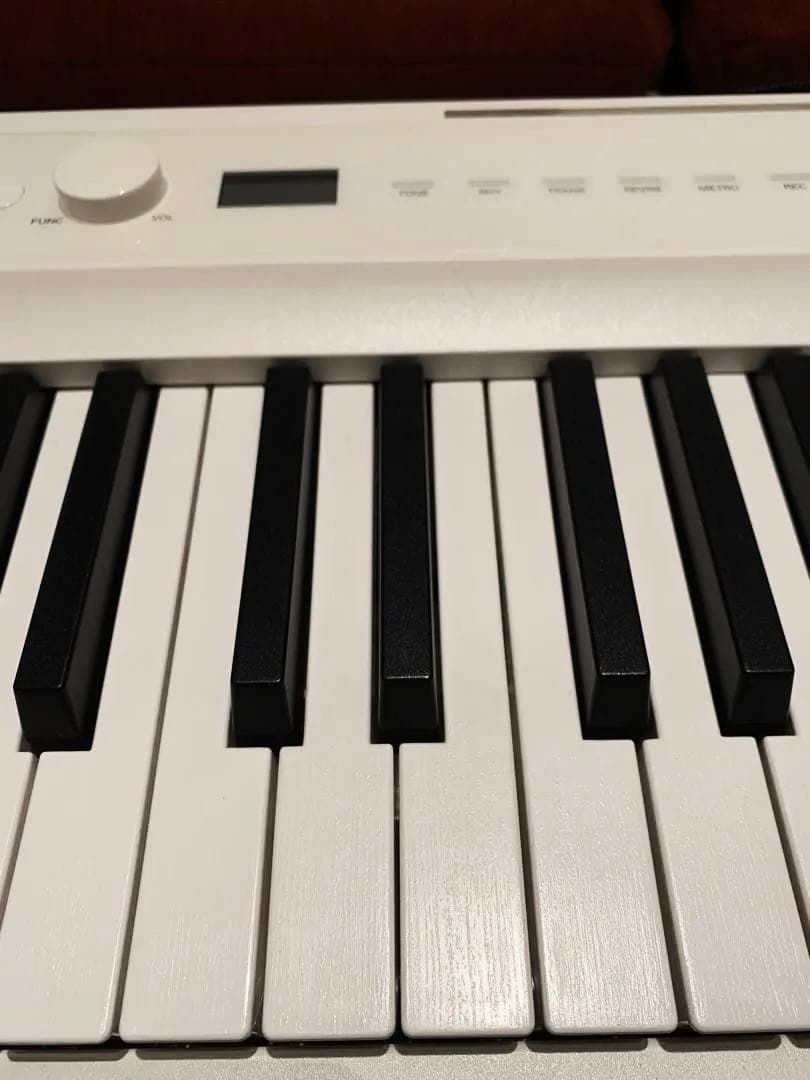 TERENCE・V50 折り畳み電子ピアノ 88鍵 充電式 MIDI 付属品あり