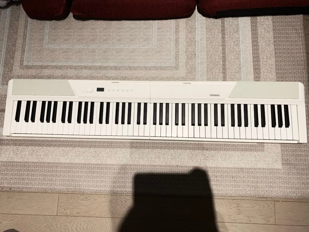TERENCE・V50 折り畳み電子ピアノ 88鍵 充電式 MIDI 付属品あり