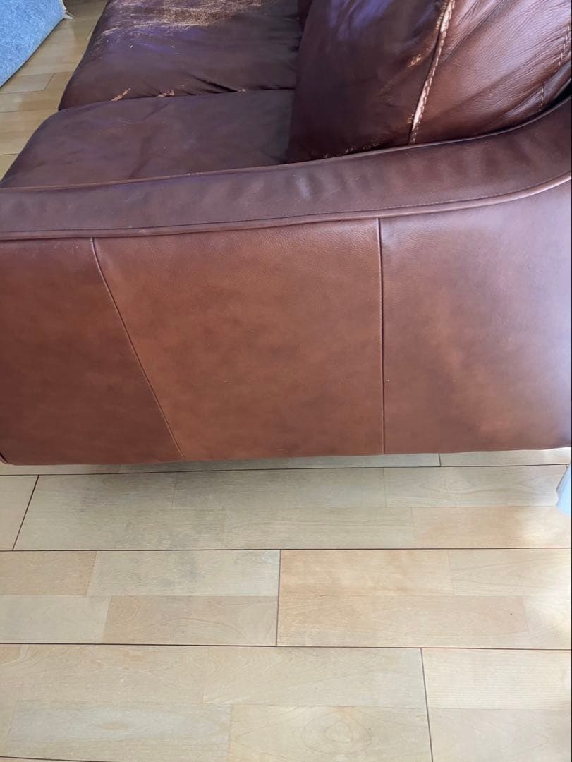 ケユカ　レザーソファー