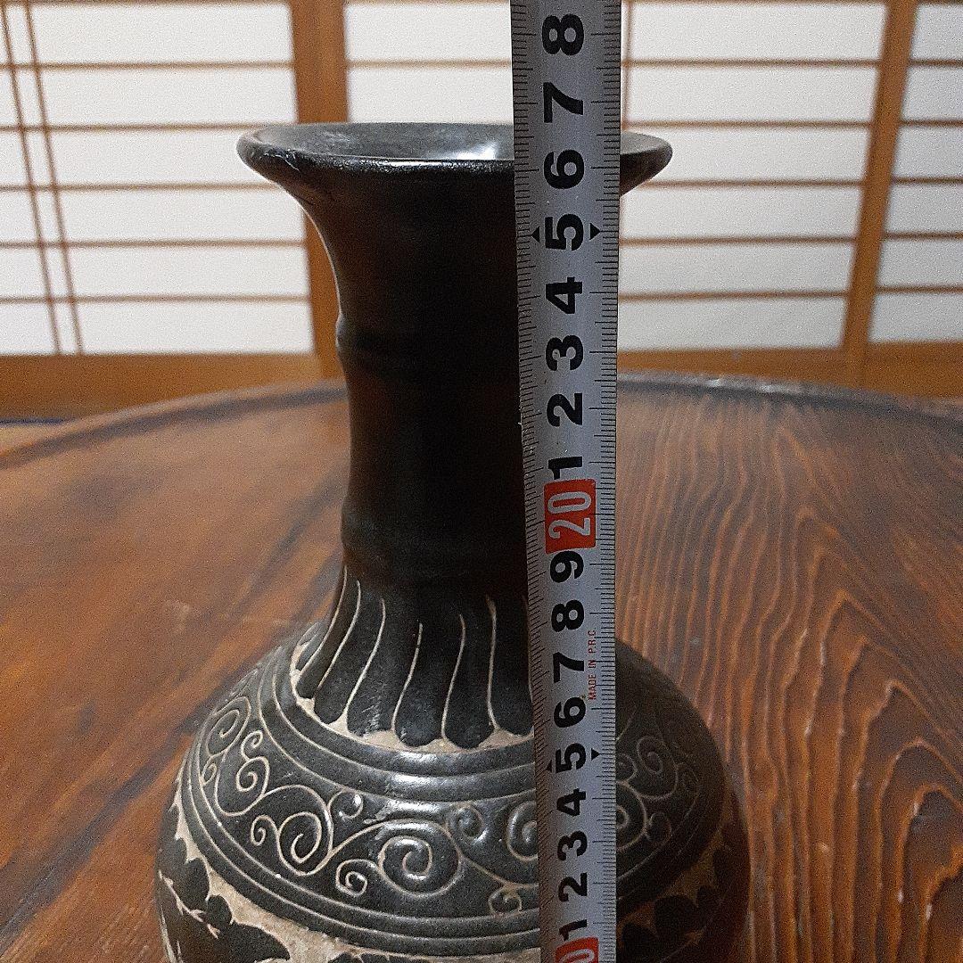 訳有り中国磁州窯陽刻花瓶