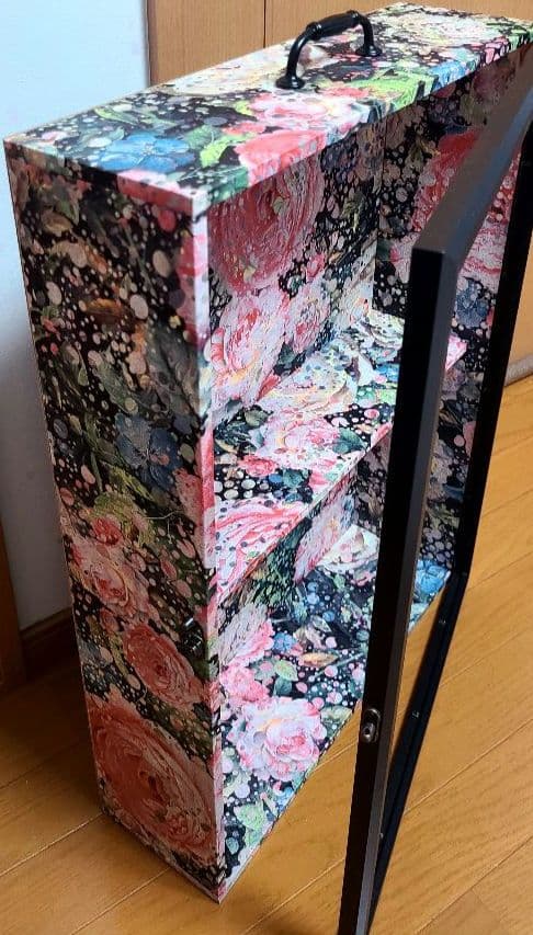 ブライス大型ドールケース黒花柄