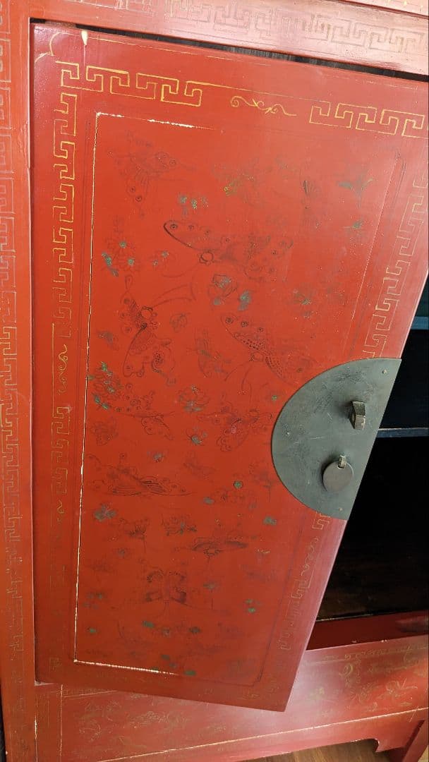 ✨シンガポール家具　存在感のある素敵な…キャビネット　落ち着いた朱赤色✨