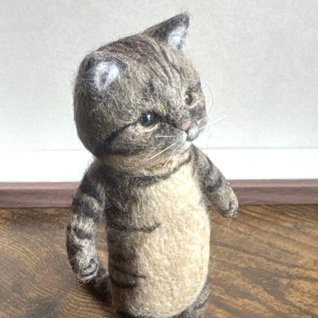 羊毛フェルト猫 キジ猫 ぬいぐるみ