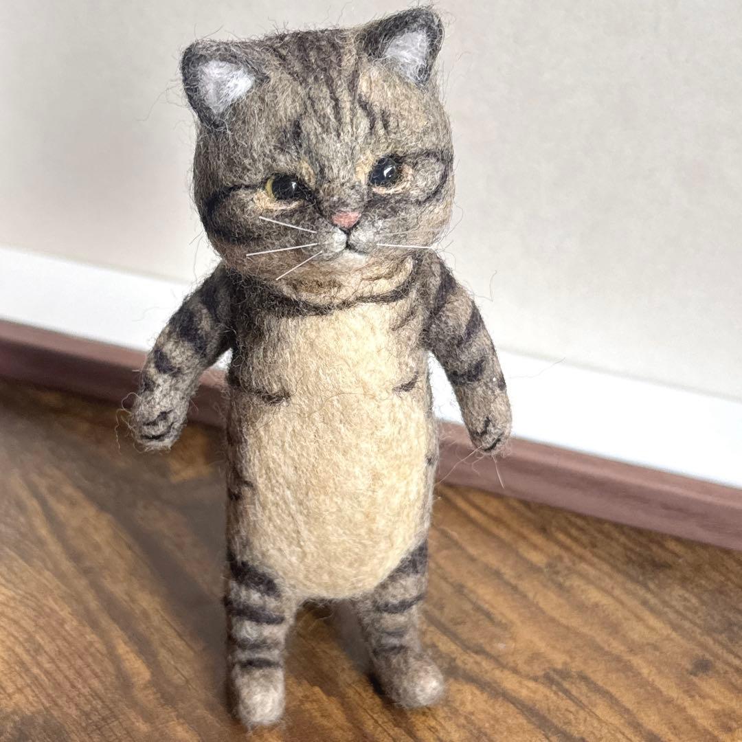 羊毛フェルト猫 キジ猫 ぬいぐるみ