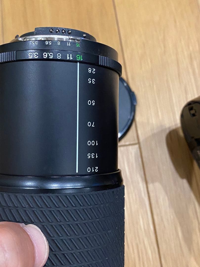 Nikon D100 デジタル一眼　Tokina 28-210 広角望遠レンズ付