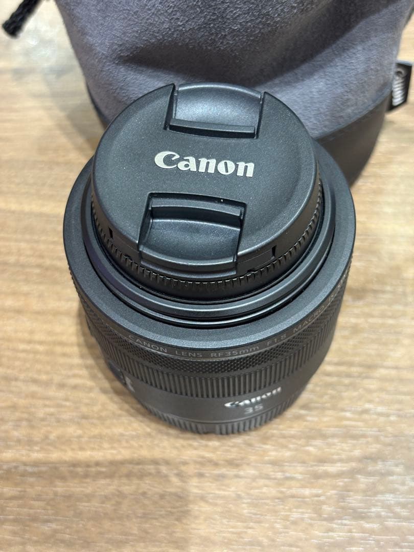 Canon RF35mm F1.8 MACRO IS STM レンズ