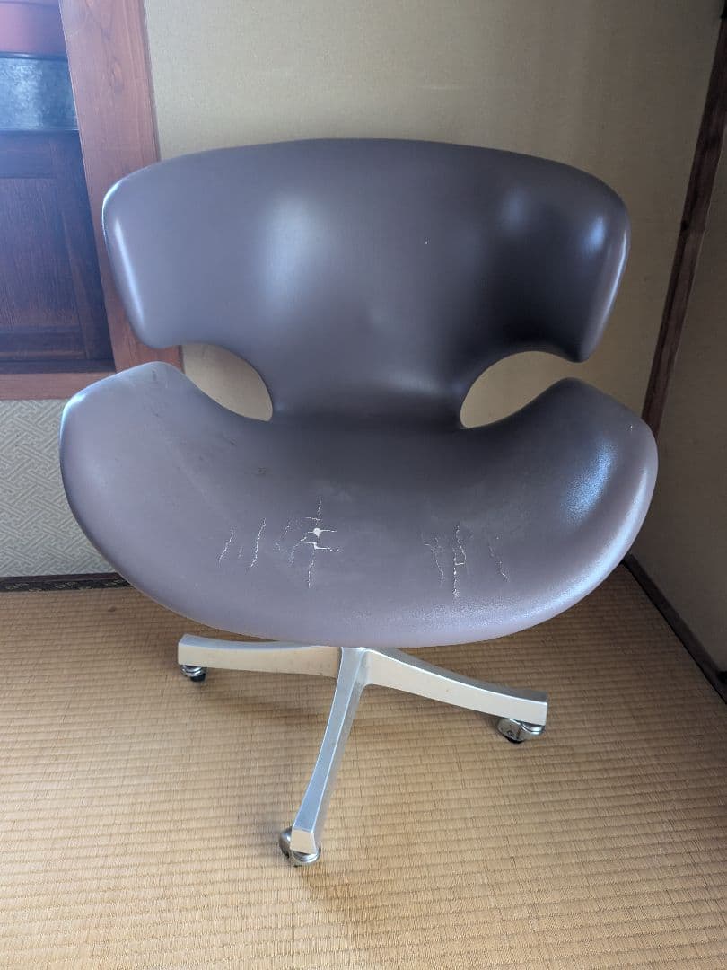 天童木工★剣持勇キャスター付きカブトチェアKABUTO chair ブラウン