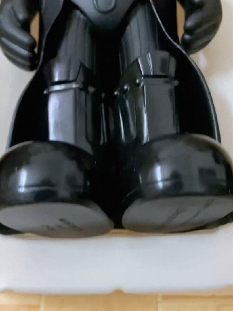 KAWS ×STAR WARS×MEDICOM TOY Darth Vader