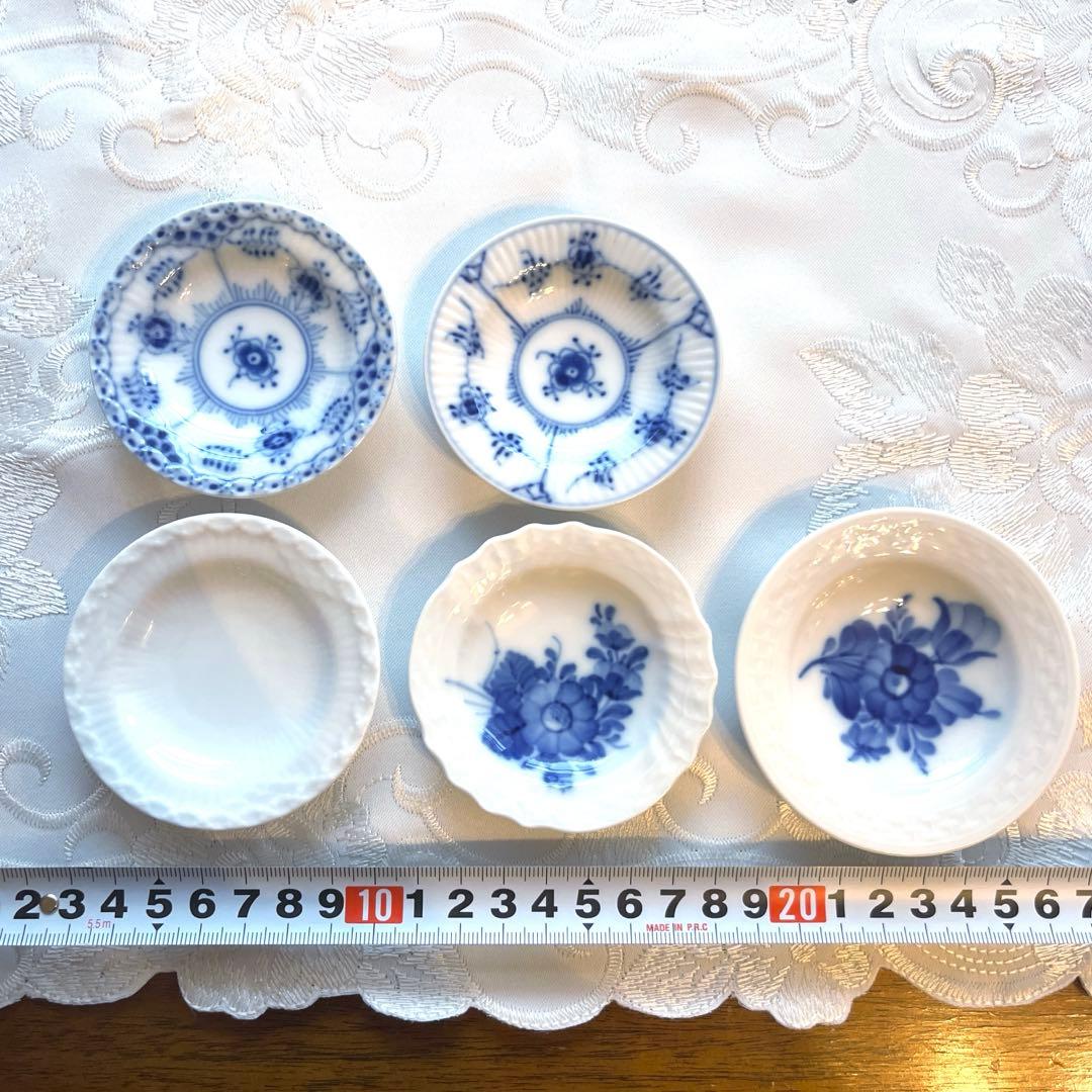 ▪️ 入手困難　レア　廃盤　美品　ロイヤルコペンハーゲン　豆皿　5枚セット
