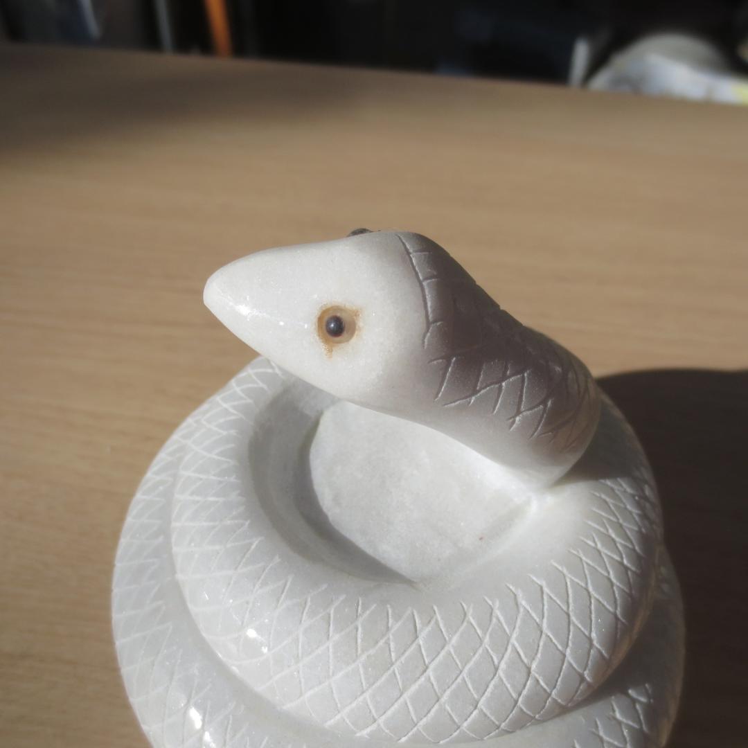 白蛇 白へび ヘビ White snake（大）天然大理石 手作り品 蛇 巳年