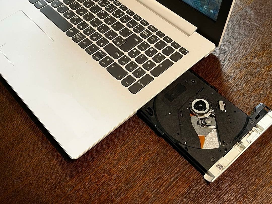 Lenovo ノートPC DVDドライブ付き