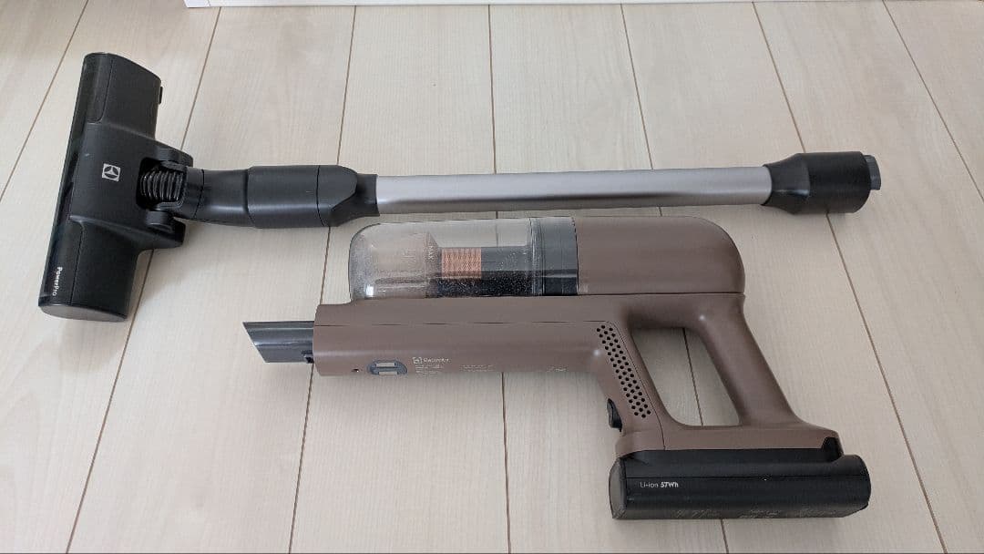 訳あり 稼働品 Electrolux Ultimate700 ブラウン