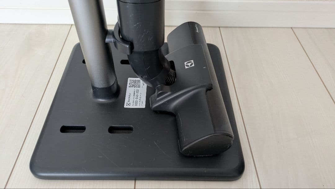 訳あり 稼働品 Electrolux Ultimate700 ブラウン