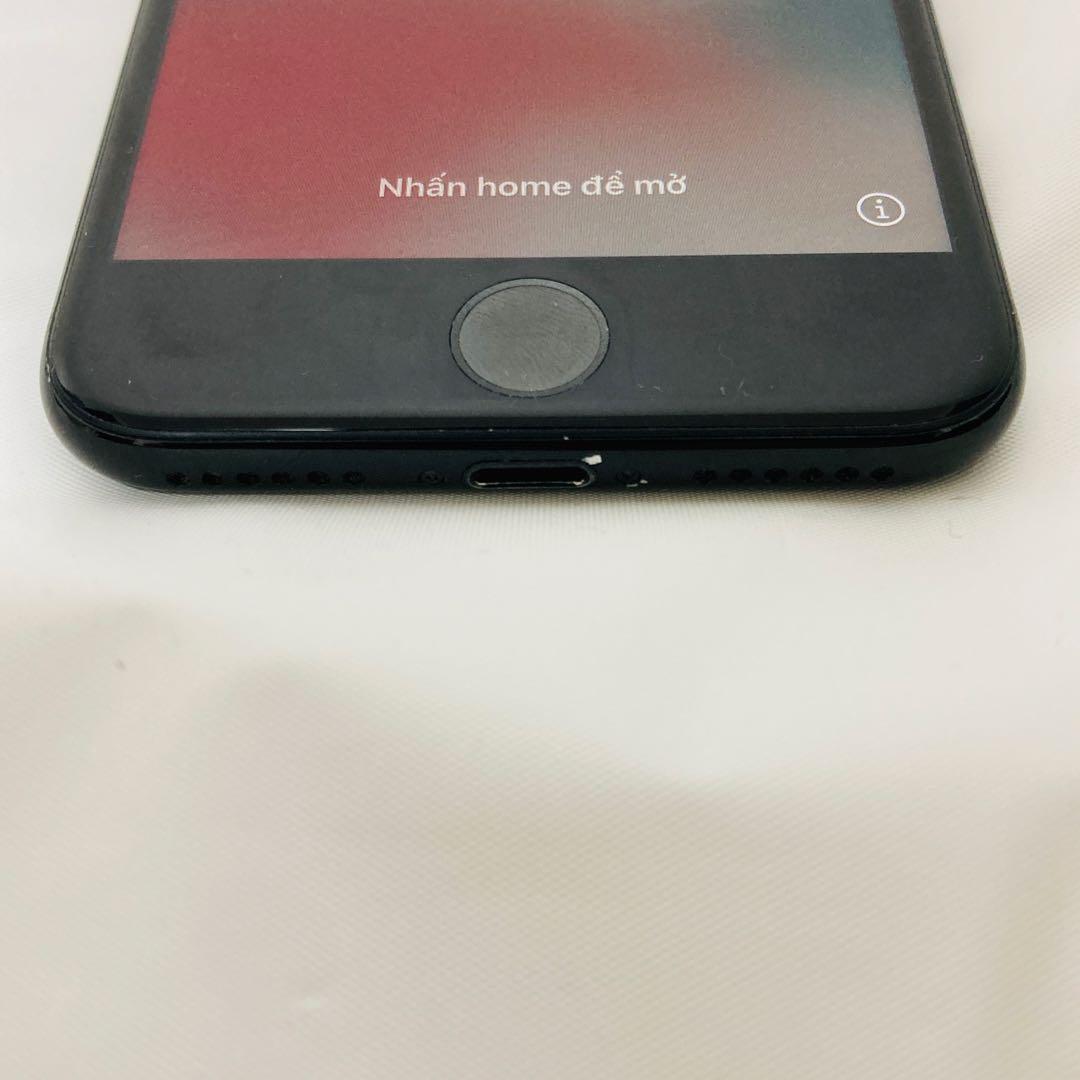 美品☆iPhone7 A1779 128GB SIMフリー　ジェットブラック