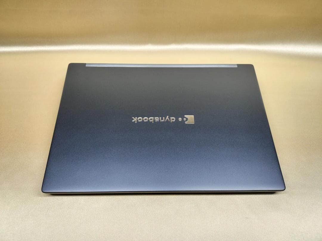 東芝　Dynabook G83/KW　高性能　2023年モデル(K-205)