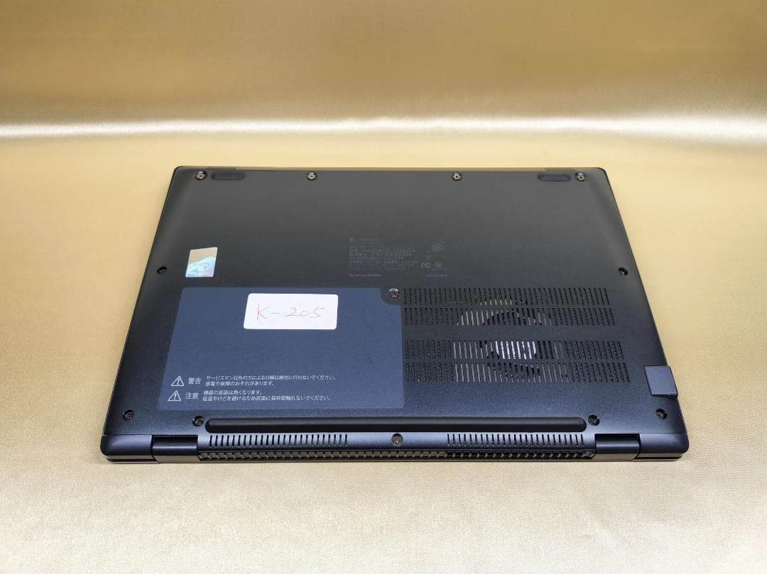 東芝　Dynabook G83/KW　高性能　2023年モデル(K-205)