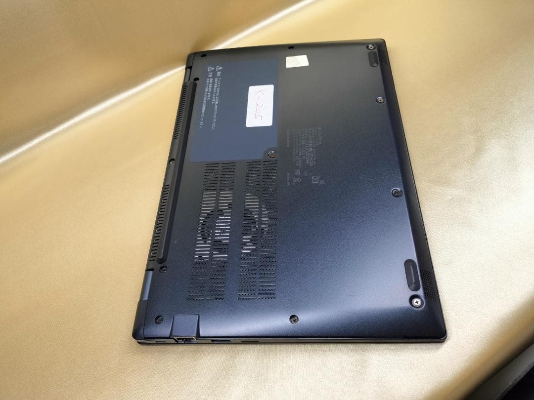 東芝　Dynabook G83/KW　高性能　2023年モデル(K-205)