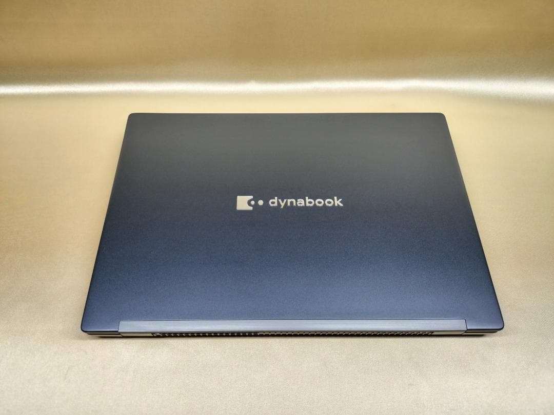 東芝　Dynabook G83/KW　高性能　2023年モデル(K-205)