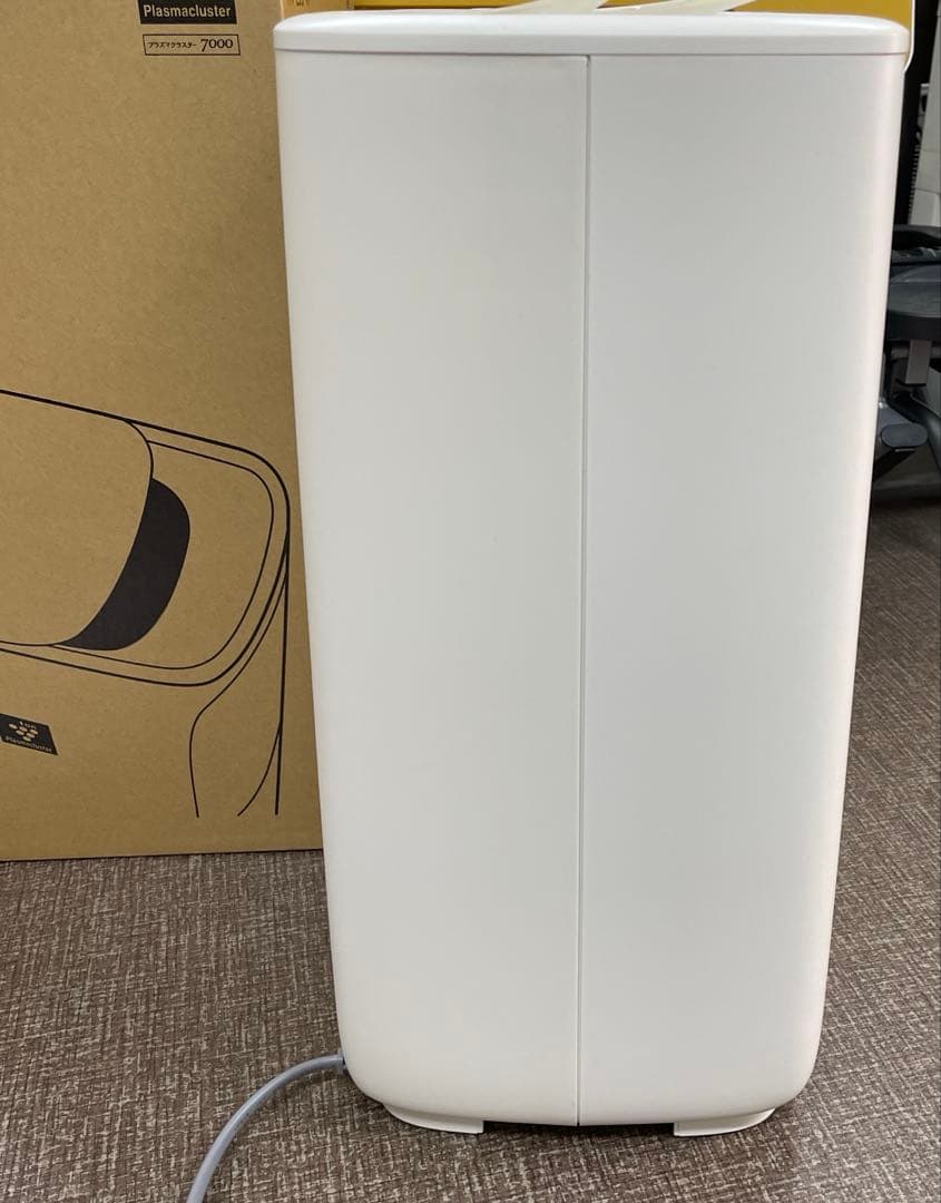 SHARP 加熱気化式加湿機 HV-L55-W