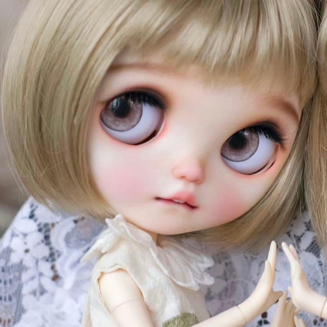 カスタムブライス 綺麗 かわいい 有名海外作家様 ドール 恥ずかしがり屋