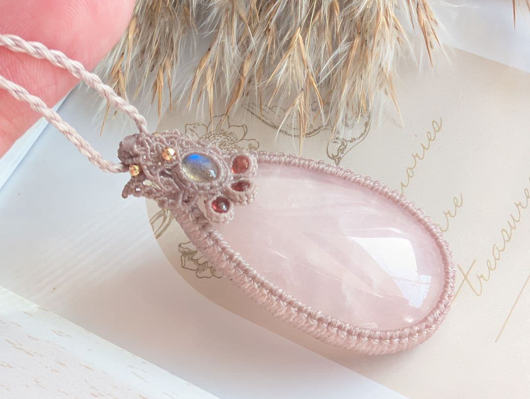 マクラメネックレス ローズクォーツ ラブラドライト ガーネット