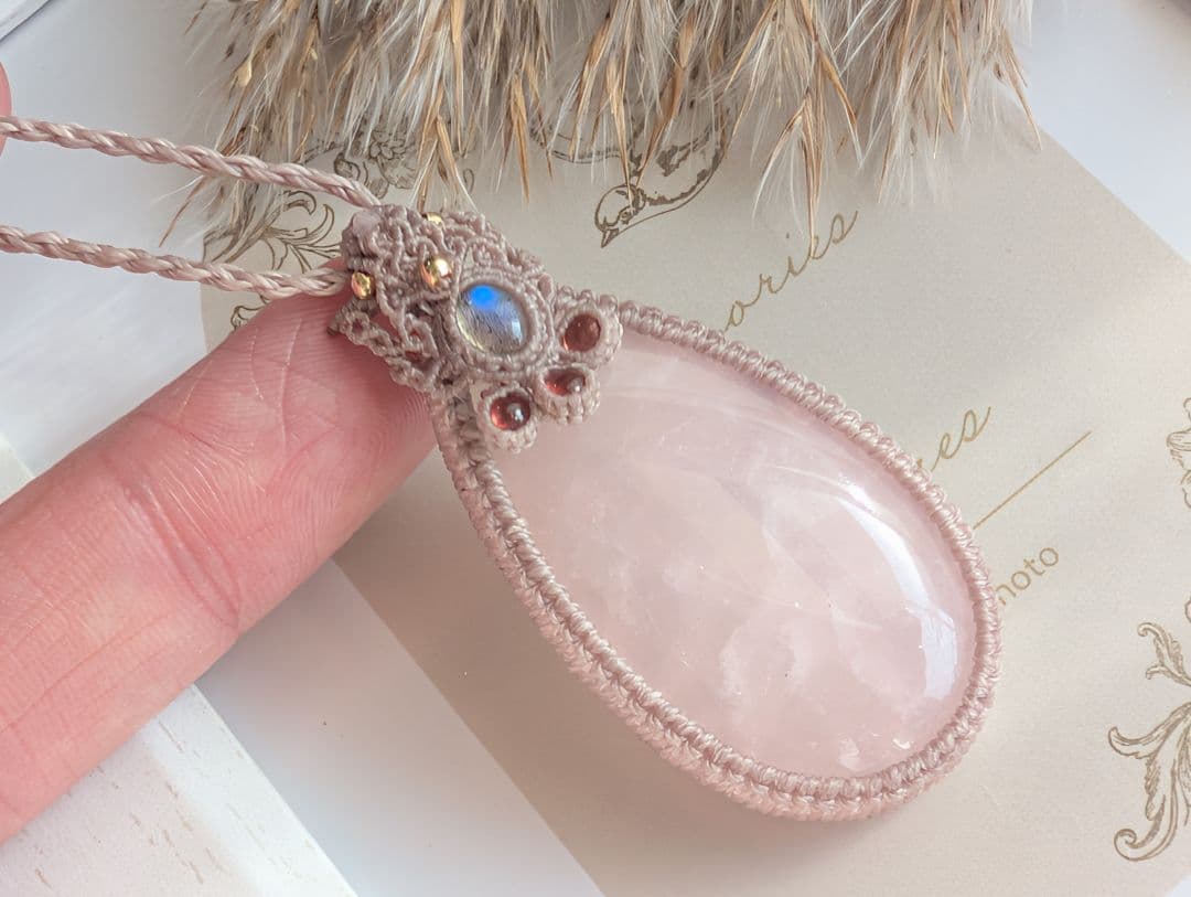 マクラメネックレス ローズクォーツ ラブラドライト ガーネット